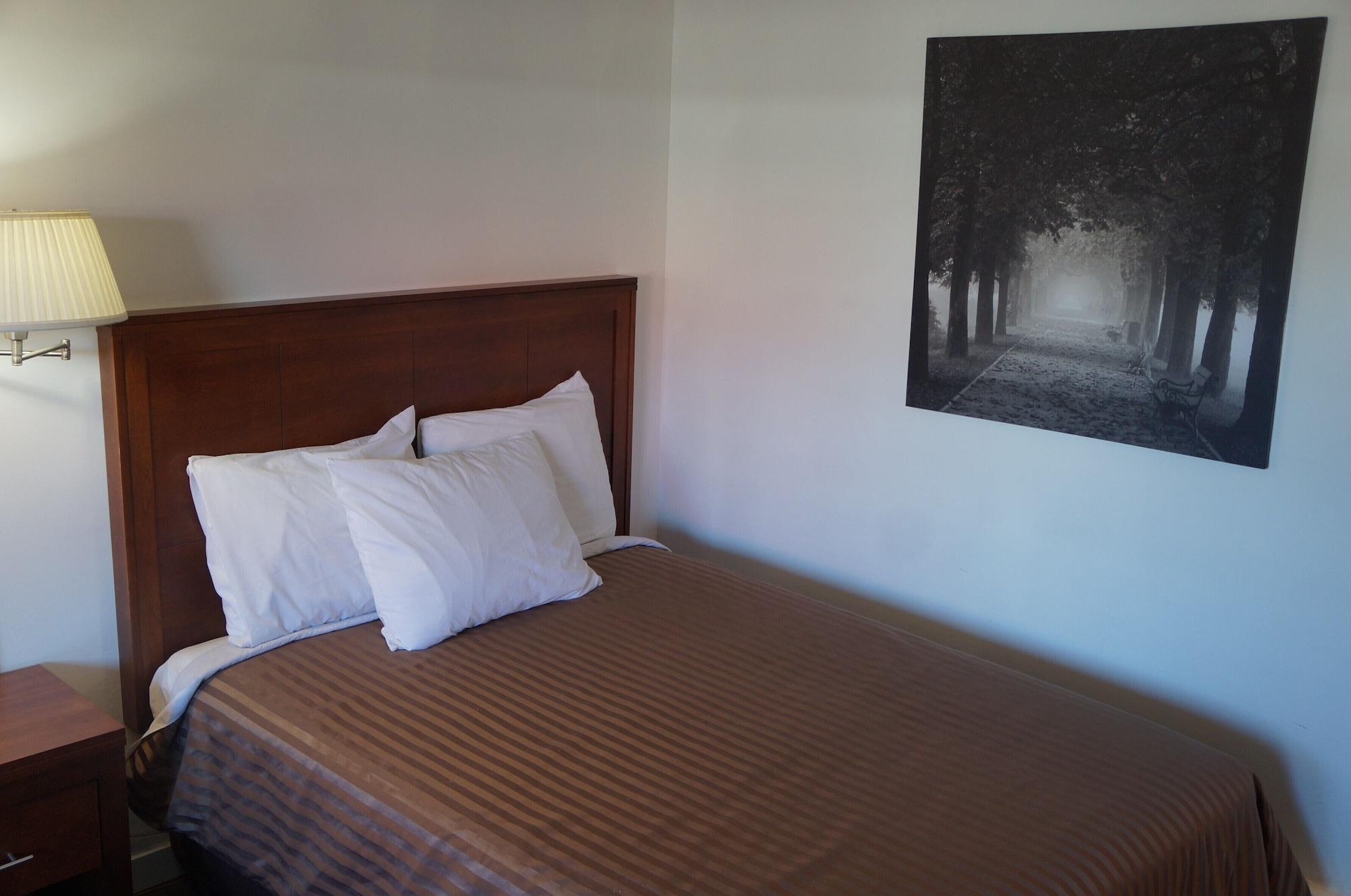 Westward Inn & Suites Λάνγκλεϊ Εξωτερικό φωτογραφία