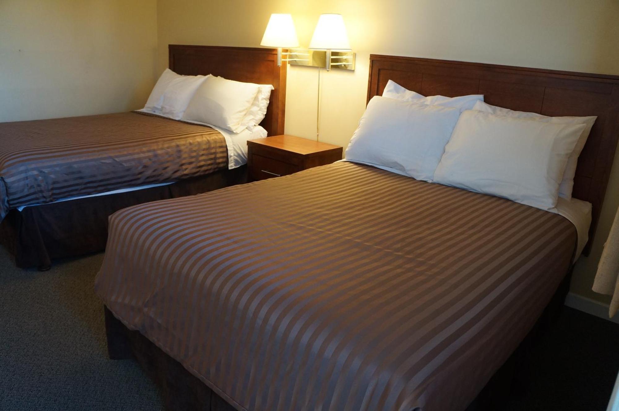 Westward Inn & Suites Λάνγκλεϊ Δωμάτιο φωτογραφία
