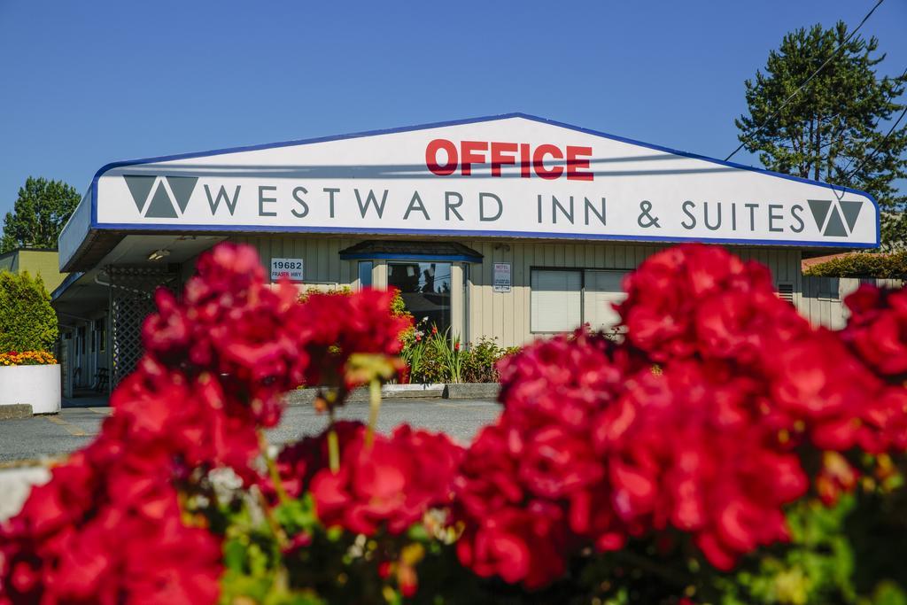 Westward Inn & Suites Λάνγκλεϊ Εξωτερικό φωτογραφία