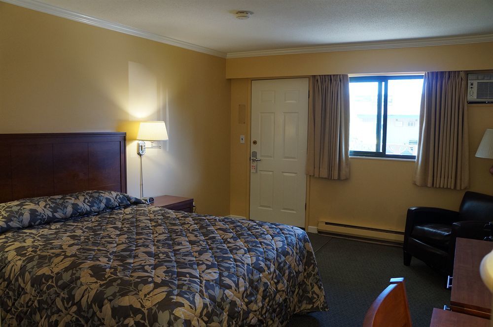 Westward Inn & Suites Λάνγκλεϊ Εξωτερικό φωτογραφία