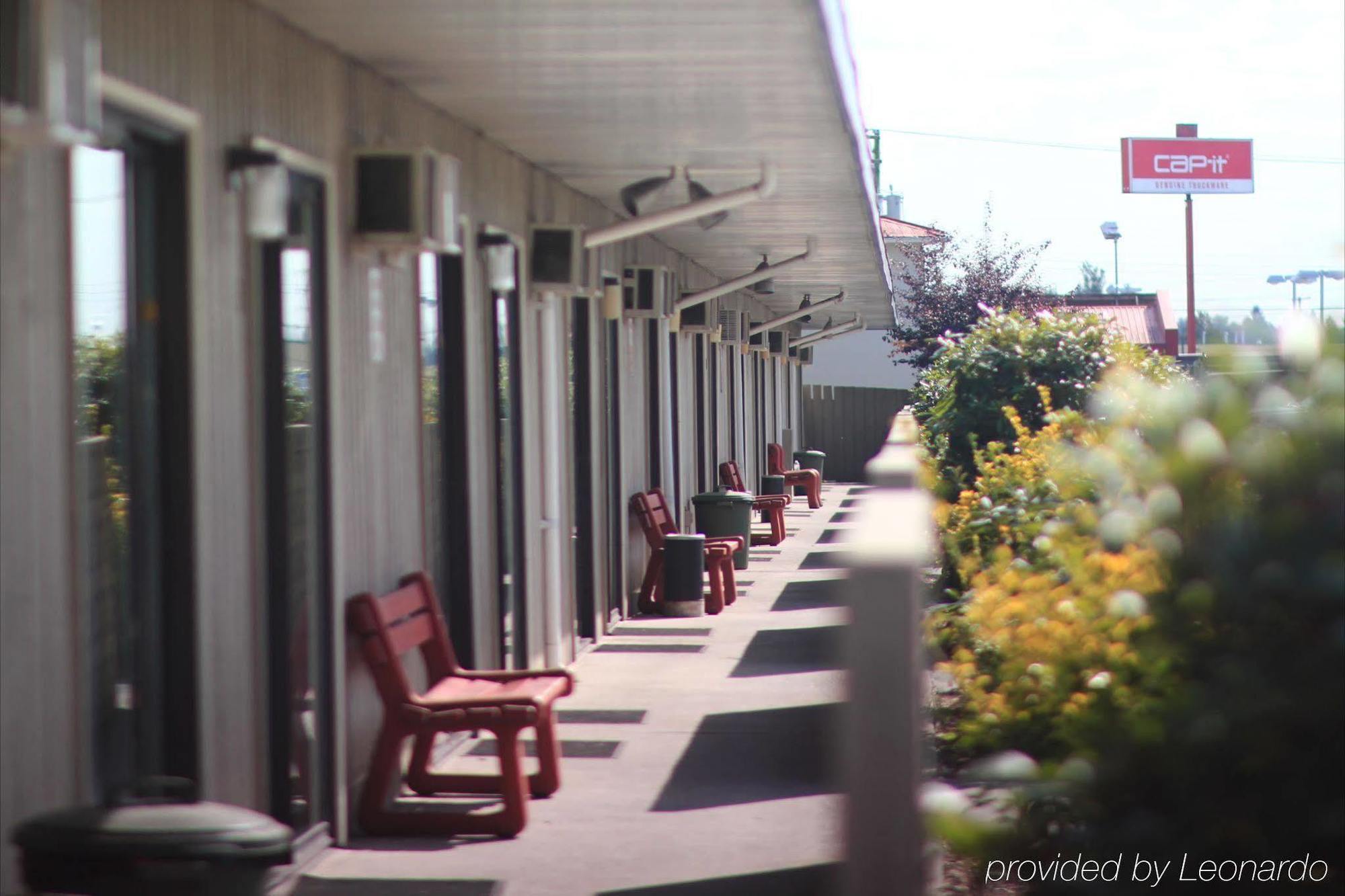 Westward Inn & Suites Λάνγκλεϊ Εξωτερικό φωτογραφία