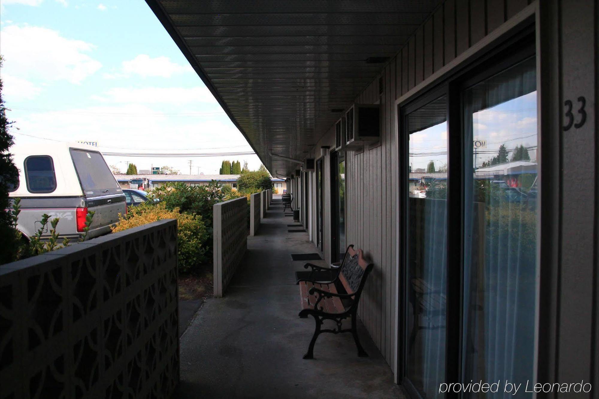 Westward Inn & Suites Λάνγκλεϊ Εξωτερικό φωτογραφία