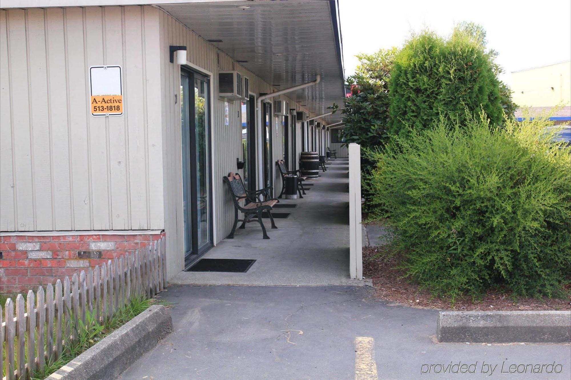 Westward Inn & Suites Λάνγκλεϊ Εξωτερικό φωτογραφία