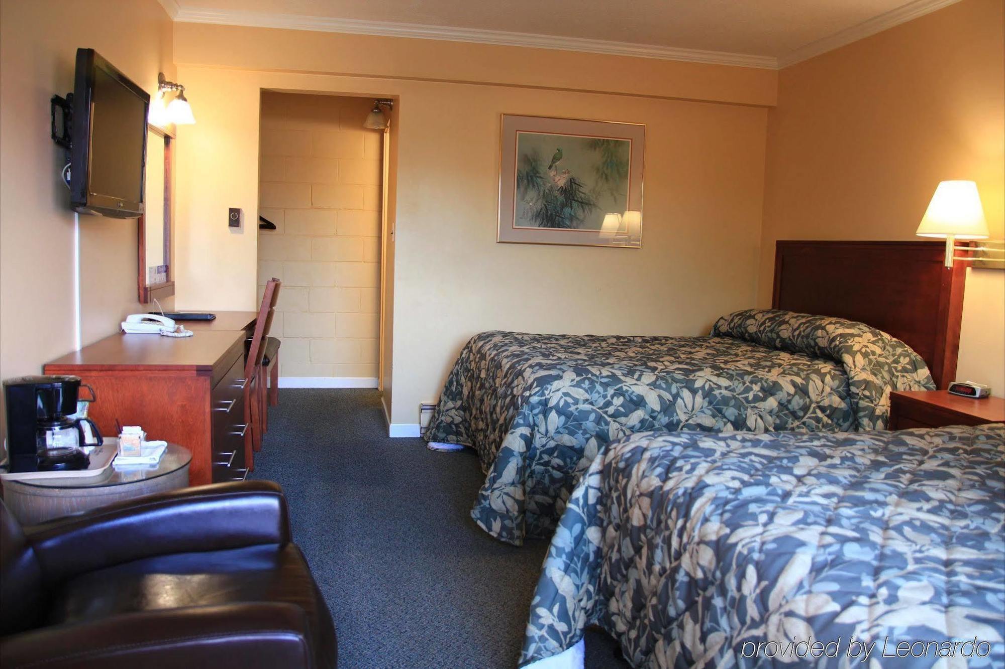Westward Inn & Suites Λάνγκλεϊ Δωμάτιο φωτογραφία