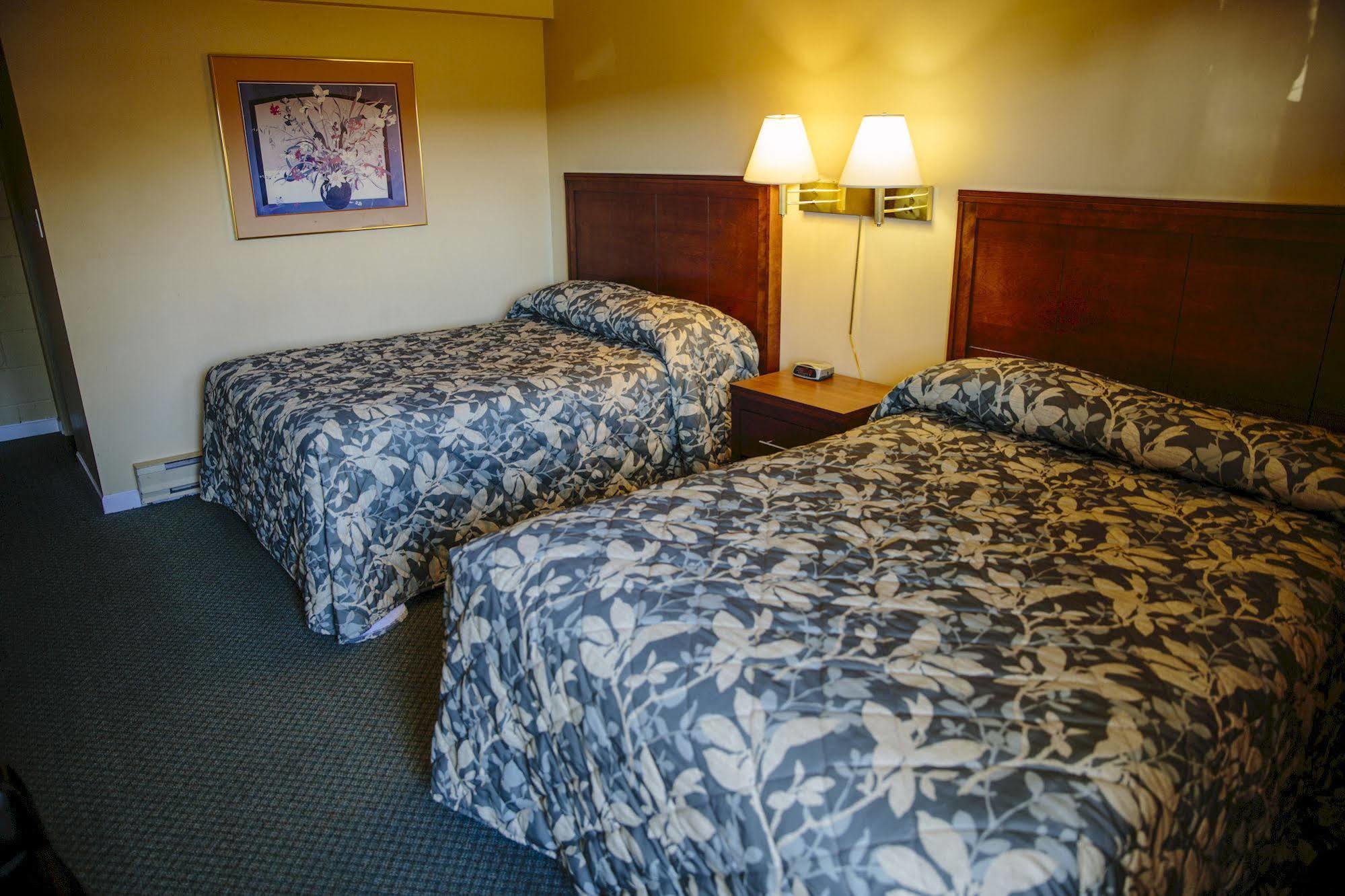 Westward Inn & Suites Λάνγκλεϊ Εξωτερικό φωτογραφία