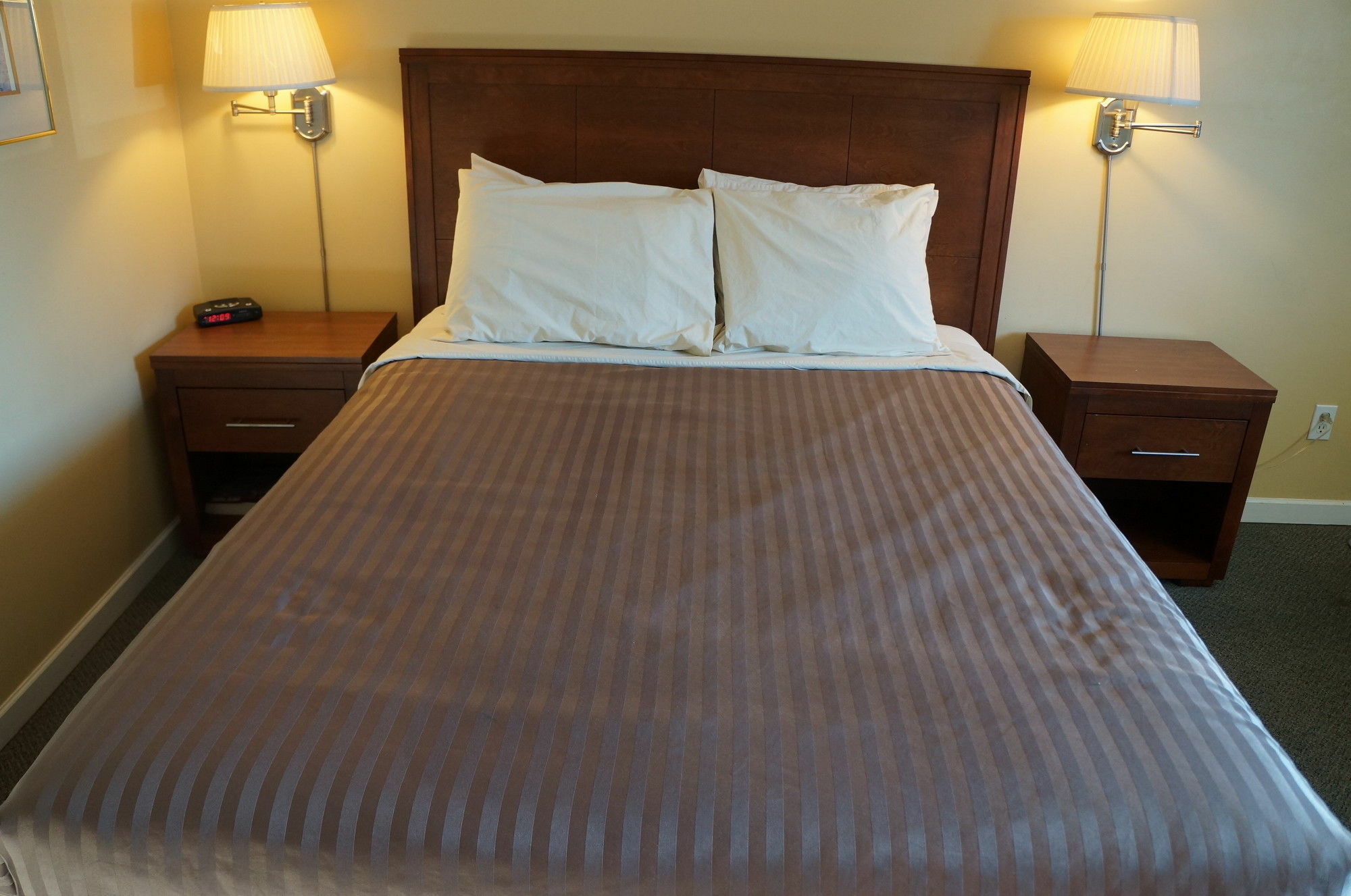 Westward Inn & Suites Λάνγκλεϊ Εξωτερικό φωτογραφία